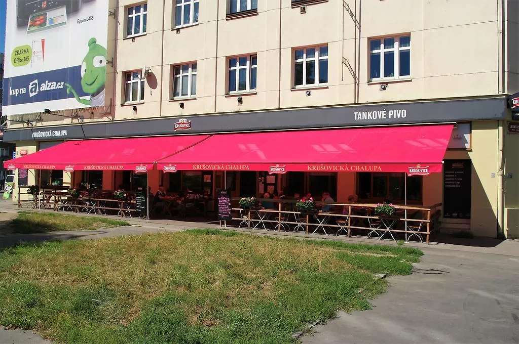 Spacious Prague View Apartment