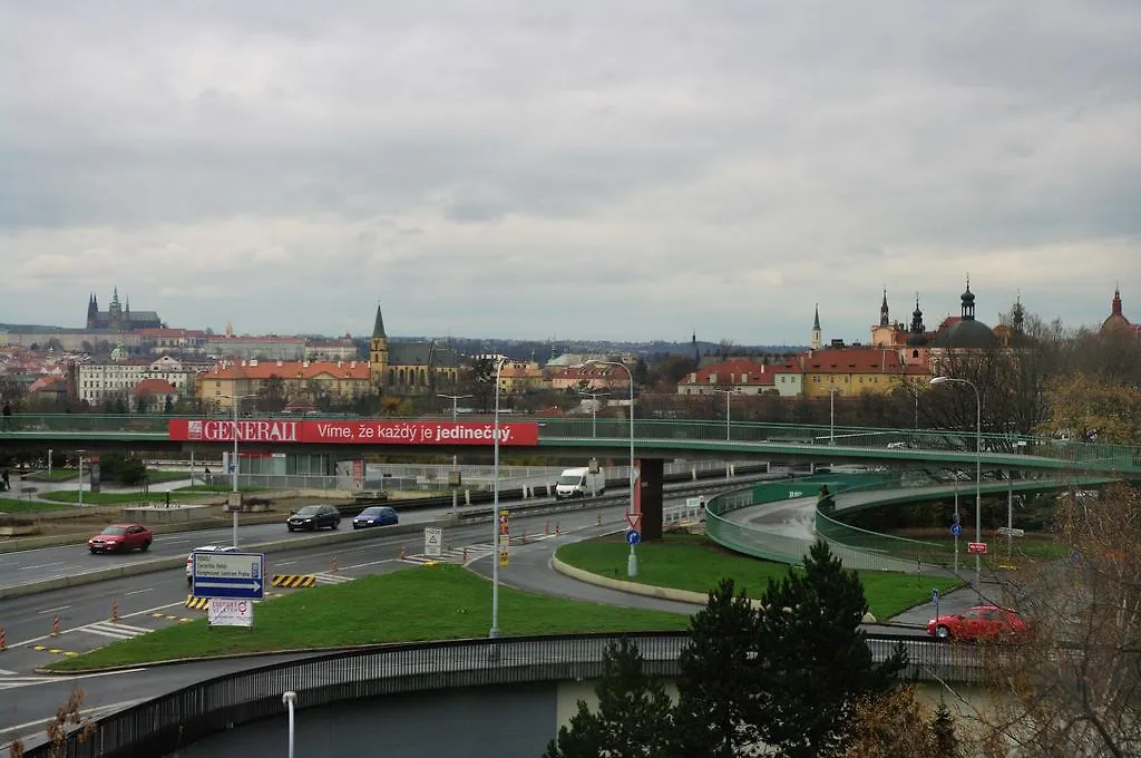 Spacious Prague View Apartment