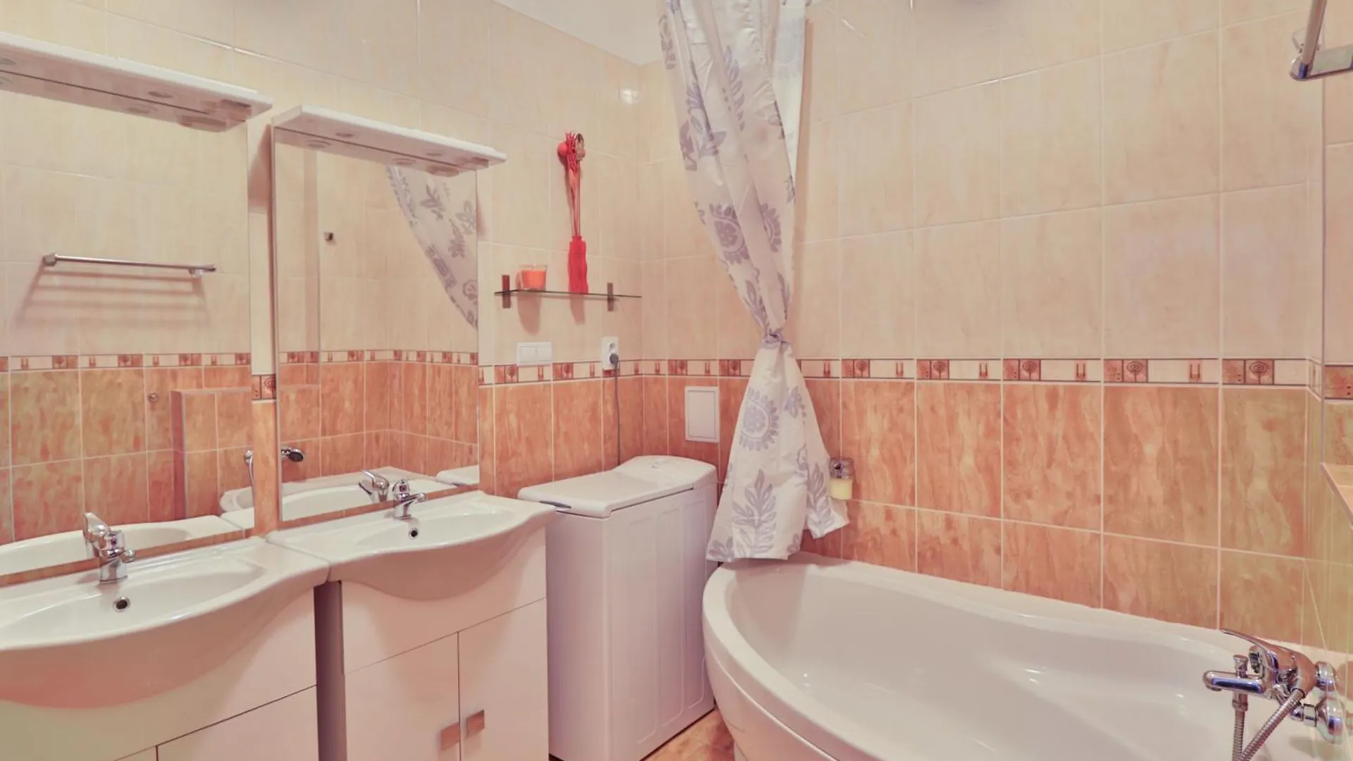 Spacious Prague View Apartment 0*,